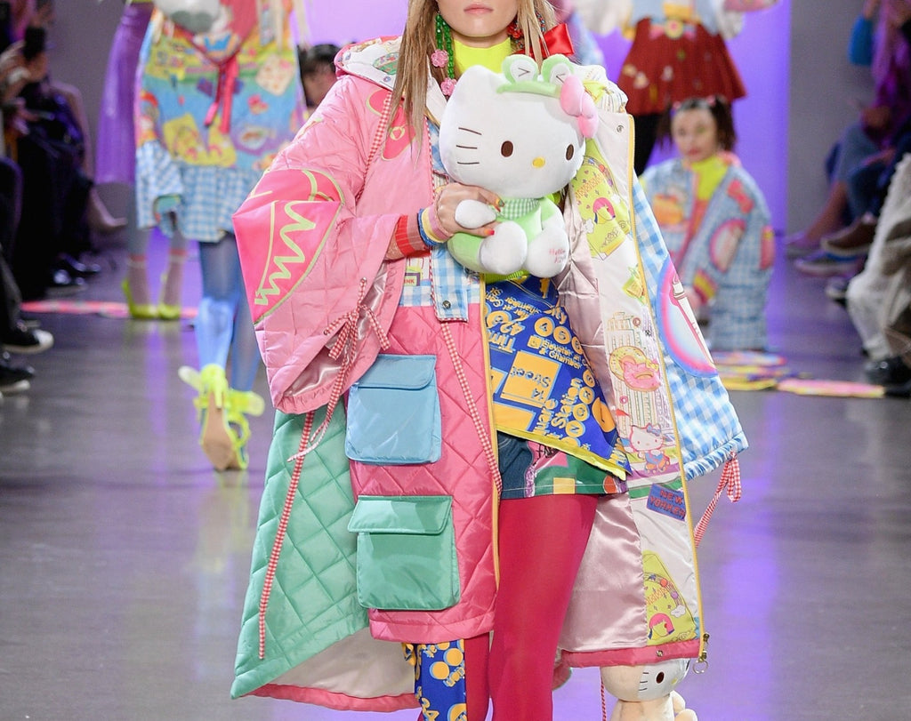 Hello kitty X LEAFXIA Padded Cape Coat