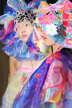 Load image into Gallery viewer, Organza Cape coat